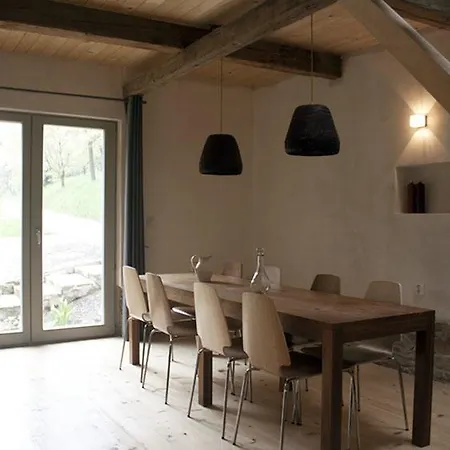 בית כפרי Holiday Barn מיאבה
